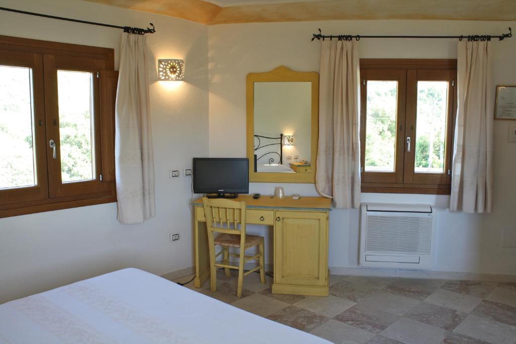 Hotel San Pantaleo Zimmer foto